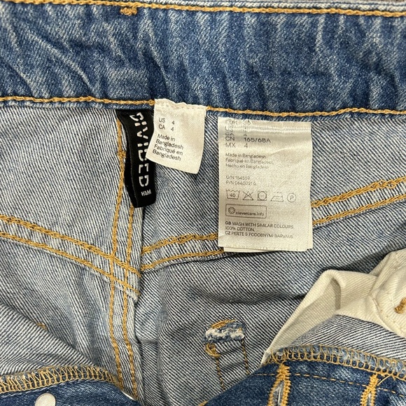 Divided H&M Jeans - Picture 2 of 4